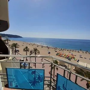 hostal-lloret-playa.topcostabravahotels.com/